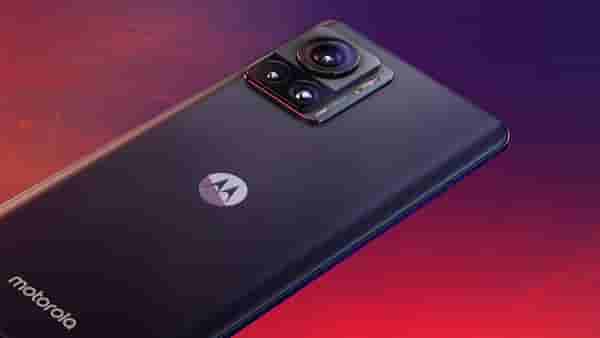 Motorola Edge 30 Ultra वर बंपर सूट, काय आहे या फोनचे वैशिष्ट्ये?