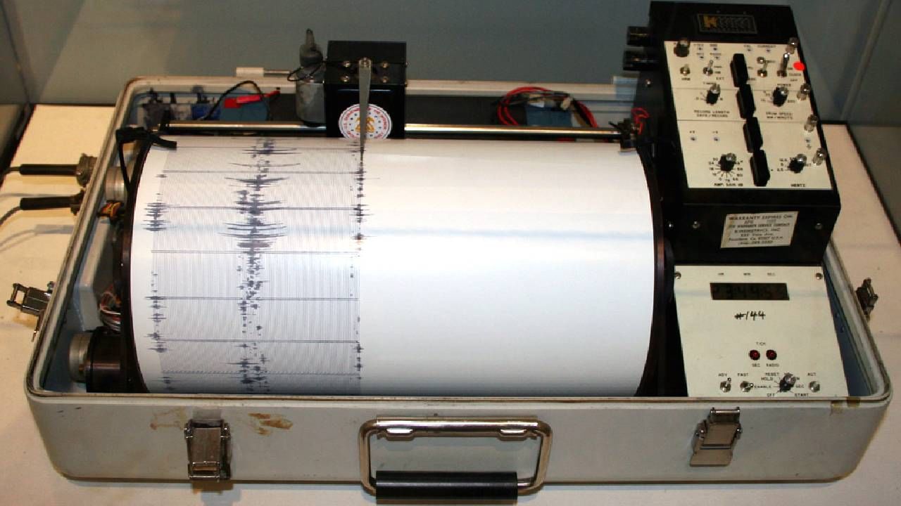 Earthquake: अशा प्रकारे मोजली जाते भूकंपाची तीव्रता, किती रिक्टल स्केलचा भूकंप घडवू शकतो विध्वंस?