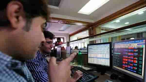Share : केवळ 10 रुपयांचा शेअर, कमाई छप्परफाड, 400 टक्के दिला परतावा..
