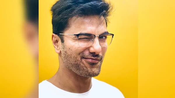 प्रसिद्ध टेलिव्हिजन अभिनेता सिद्धांत वीर सूर्यवंशीचं आज (11 नोव्हेंबर) जिममध्ये व्यायाम करताना हार्ट अटॅकने निधन झालं. ते 46 वर्षांचे होते. सिद्धांतच्या निधनानंतर हार्ट अटॅकचा मुद्दा एकदा पुन्हा चर्चेत आला आहे. याआधीही हार्ट अटॅकमुळे सेलिब्रिटींना आपले प्राण गमवावे लागले आहे.