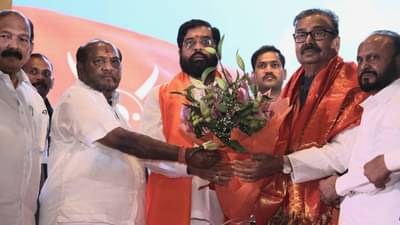 गजानन कीर्तिकर यांची ठाकरे गटातून हकालपट्टी; कीर्तिकर म्हणतात, बाळासाहेब गेले अन् मला डावललं...