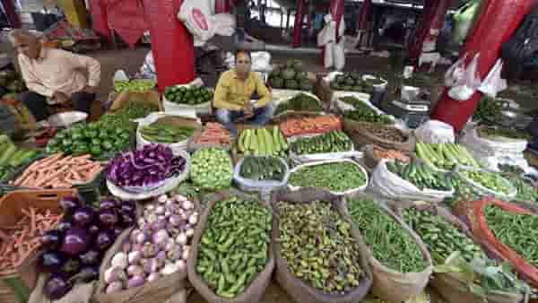 Inflation : महागाईचा ताठा होईल कमी? RBI च्या गव्हर्नर यांनी काय दिले संकेत, स्वस्ताईचा सुकाळ येणार की काय...