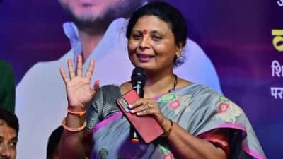 सुषमा अंधारे यांच्यापासून विभक्त झालेले त्यांचे पती शिंदे गटात प्रवेश करणार, शिंदे गटाची मोठी खेळी; अंधारे बॅकफूटवर जाणार?