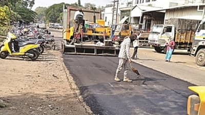 खड्ड्यांच्या मुद्द्यावरून नाशिककर बेजार, मुख्यमंत्री येणार चित्रच पालटलं, पण...