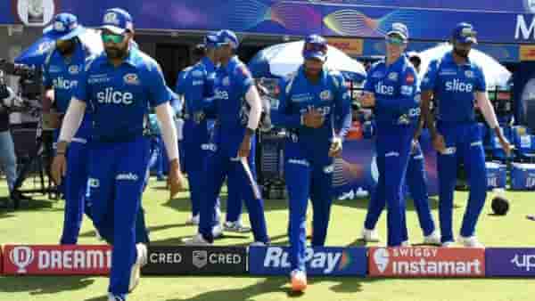 IPL 2023 : Mumbai Indians साठी दक्षिण आफ्रिकेचा हा बॅट्समन येऊ शकतो ओपनिंगला