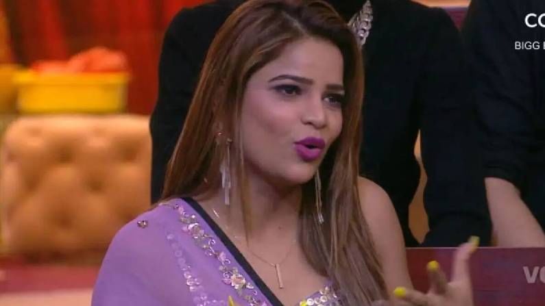 Bigg Boss 16 | 'अर्चना गाैतम'चे बिग बाॅसच्या घरातील वागणे पाहून नेटकऱ्यांचा संताप