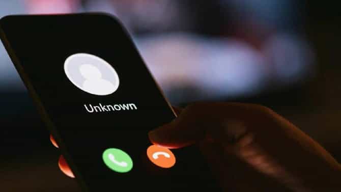 TRAI ने काम केलं सोपं, Truecaller ची गरज नाही! फोन आला की नाव दिसणार, No Spam Calls