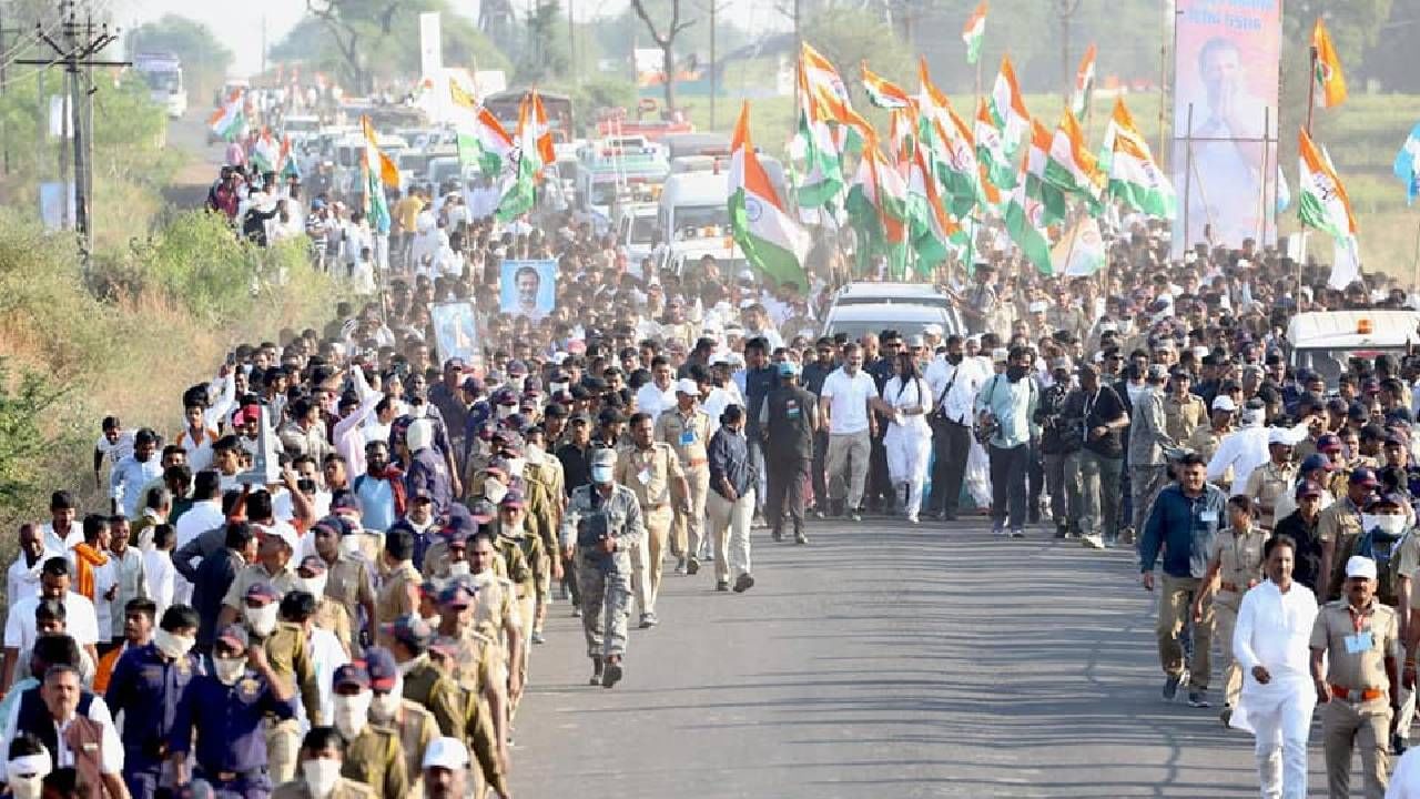 काँग्रेसची भारत जोडो यात्रा सध्या सुरू आहे. महाराष्ट्राच्या 5 जिल्ह्यातून ही भारत जोडो यात्रा चालली.