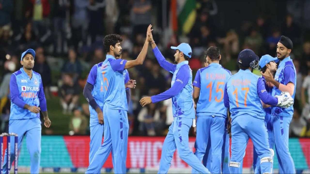 IND vs BAN: ODI सीरीजआधी टीम इंडियाला झटका, दोन गोलंदाजांना दुखापत