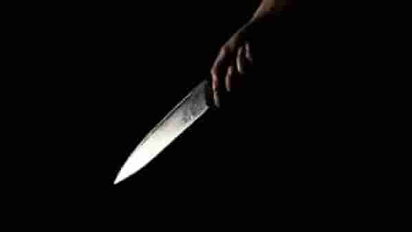 भोंदूबाबाने आधी प्रेमीयुगुलाला फेव्हिक्विकने चिकटवले, नंतर केले ते तर भयंकर होते...