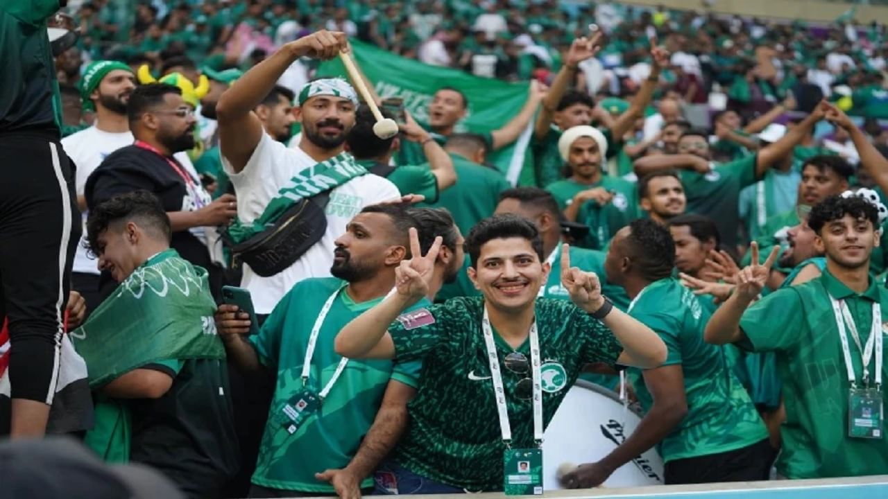 FIFA :ऐतिहासिक विजयानंतर सरकारी सुट्टी, रस्त्यावर थिरकले सौदी अरेबियाचे चाहते