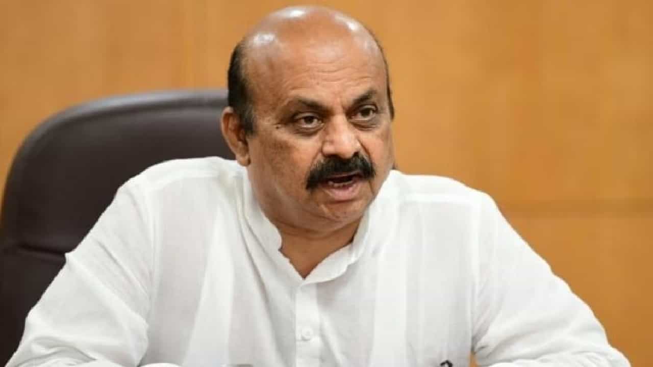 सांगलीवर संकट!! जत तालुक्यावर कर्नाटक सरकारची वक्रदृष्टी, मुख्यमंत्री एकनाथ शिंदे यांची भूमिका काय?