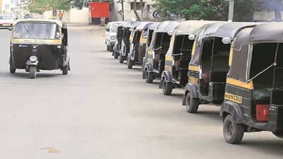 रिक्षाचा प्रवास महागला! मीटरप्रमाणेच भाडे आकारा आरटीओने आदेश काढल्यानं गोंधळाचं वातावरण