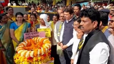 गोवारी शहीद स्मारकासमोर हजारो बांधव नतमस्तक, 28 वर्षांपूर्वी नेमकं काय घडलं