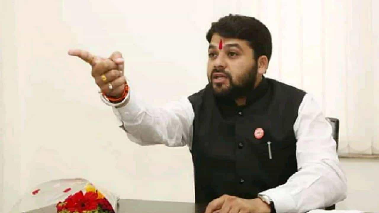 रविकांत तुपकर यांनी दिला आत्मदहनाचा इशारा, काय आहे कारण?