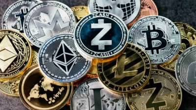 Crypto : क्रिप्टोच्या मोहमायापासून रहा दूर, गुंतवणूकदारांचे तोंडचे पाणी पळाले, कोट्यवधींचे साम्राज्य धराशायी..