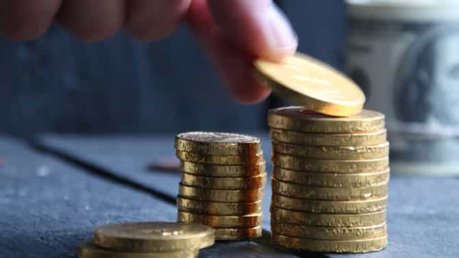 Dividend : बँकेच्या व्याजापेक्षा जास्त लाभांश देत आहे ही कंपनी, गुंतवणूकदारांना लागली जोरदार लॉटरी..