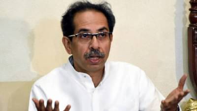 ठाकरे गटात महिला नेत्यांमध्ये गटबाजी?, उद्धव ठाकरे यांनी टोचले कान; म्हणाले, तुमच्या आपआपसातल्या स्पर्धेपायी...