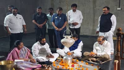 त्या ज्योतिष्यानेच केला खुलासा, मुख्यमंत्री एकनाथ शिंदे कशासाठी आले होते? काय म्हणाले?