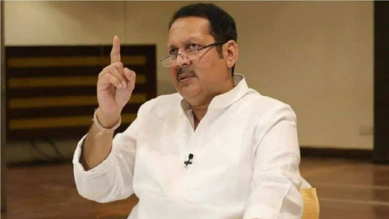 पवार, गडकरी यांनी राज्यपालांच्या निषेध का नाही केला? उदयनराजे आक्रमक, पंतप्रधानांना लिहिले पत्र...