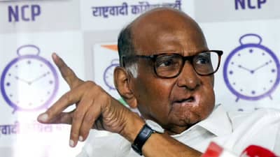 बेळगाव, कारवार, निपाणी ते सोडतील तर मग, तसा विचार करता येईल..., शरद पवारांनी सीमावादावर भूमिकाच मांडली...