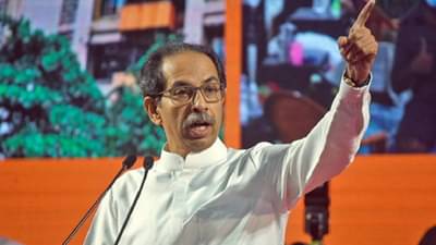 बोमईंच्या अंगात भूत शिरलय, उद्धव ठाकरेंची सडकून टीका, कारण काय..?