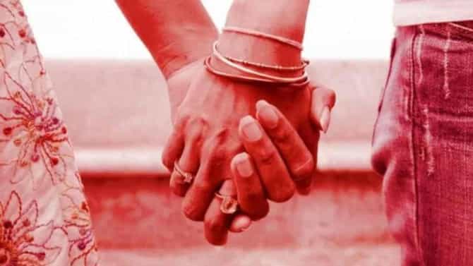 प्रियकरासोबत नको त्या स्थितीत आढळली मुलगी, संतापलेल्या बापाने उचलले हे पाऊल