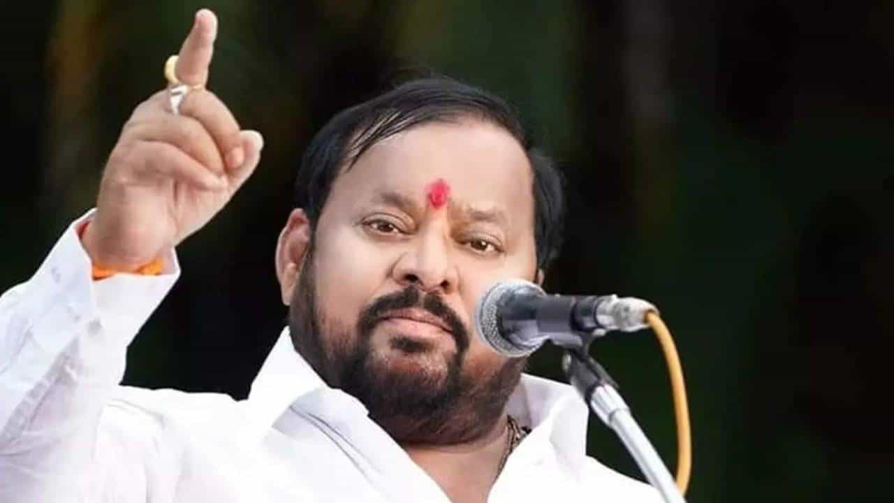 सरकार सत्तेत आल्यावर कामाख्या देवीचं दर्शन घ्या, कुणी सांगितलं होतं? शहाजीबापूंनी उघडपणे सांगितलं...