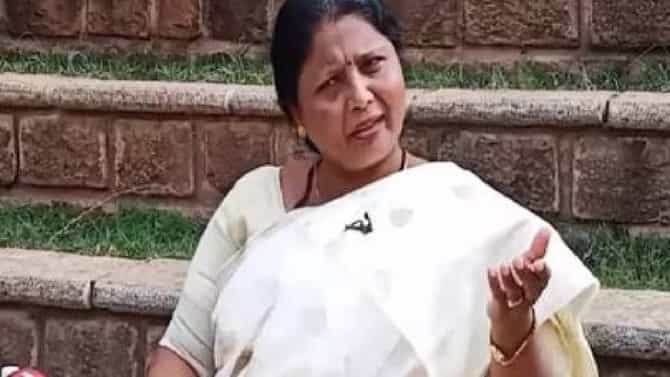 राज्यपाल पदमुक्त होऊ इच्छितात ही भाजपची स्क्रीप्ट, सुषमा अंधारे यांचा हल्लाबोल