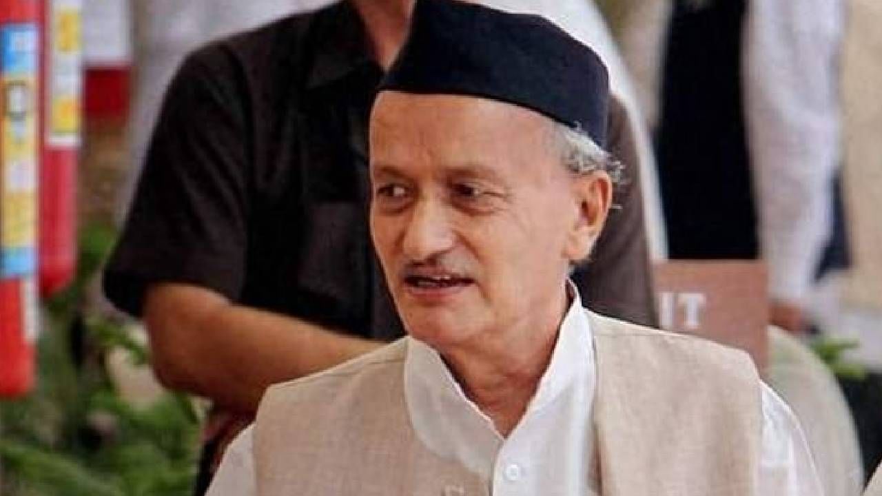 राज्यपालांच्या विषयावर पडदा पडला पाहिजे, भाजप नेत्याचं मोठं वक्तव्य... राज्यपालांच्या विषयावर पडदा पडला पाहिजे, भाजप नेत्याचं मोठं वक्तव्य...