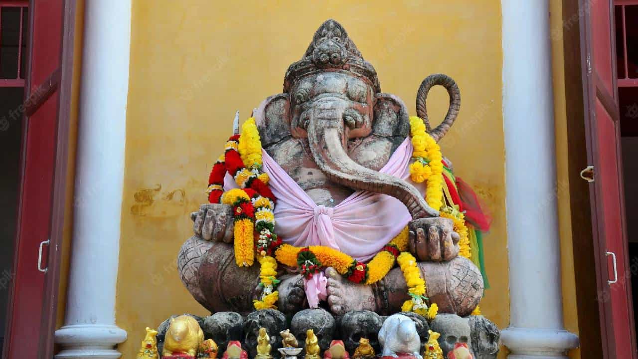 Budhwar Upay: बुधवारी केलेल्या या उपायांनी दूर होते रोग आणि दारिद्र्य, श्रीगणेशाची राहते कृपा