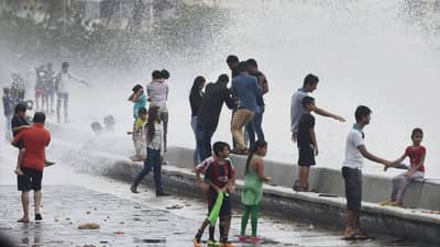 Global Warming: समुद्राची वाढती पातळी मारिन ड्राईव्हला करू शकते गिळंकृत, येत्या आठ वर्षात काय असेल मुंबईची परिस्थिती?