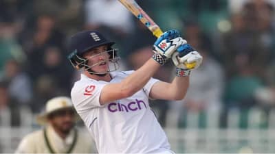 PAK vs ENG 1st Test: टेस्टमध्ये T20 चा फिल, 6 चेंडू 6 चौकार, पाकिस्तानी गोलंदाजांना धुणारा हा इंग्रज कोण?