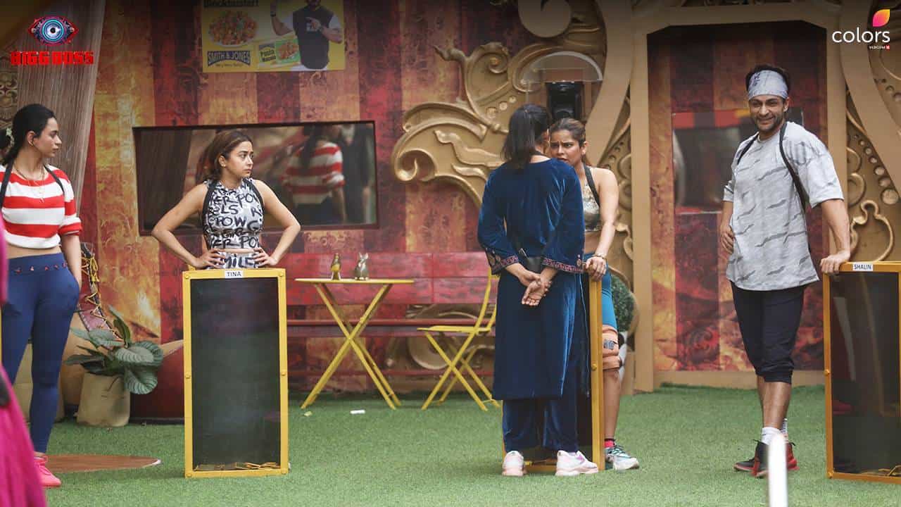 Bigg Boss 16 | हा निर्णय सुंबुल ताैकीर हिने घेतल्याने अर्चना गाैतमचा झाला तिळपापड