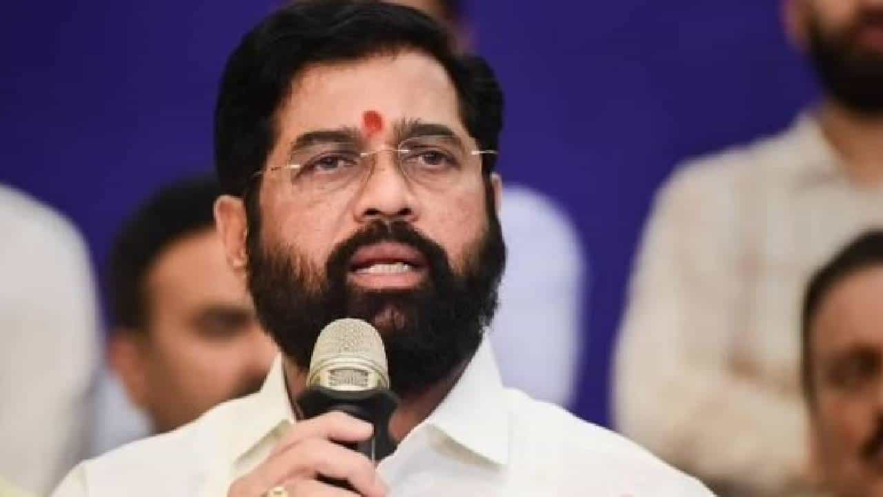 आपण इतके हजार नियुक्ती देणार, मुख्यमंत्री शिंदे यांनी आकडाचं सांगितला