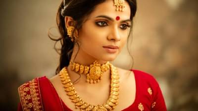 Gold Price : सोने-चांदीचा नवा रेकॉर्ड, दोन वर्षांनी जबरदस्त तेजी, महागली लग्नसराई..