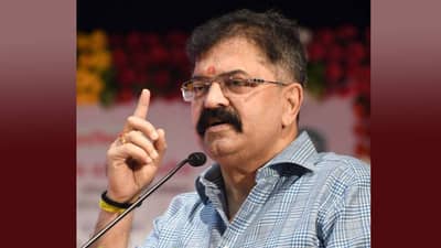 ...तर माझ्यावर पाकीटमारीचा गुन्हा दाखल करतील, जितेंद्र आव्हाड यांचं ट्विट