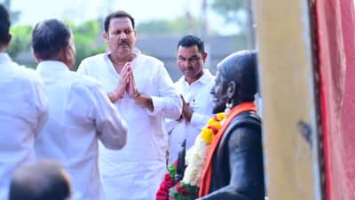 कोण राज्यपाल? प्रोटोकॉलच्या नावाखाली त्यांना का पाठी घालता?; उदयनराजे यांनी सत्ताधाऱ्यांना फटकारले