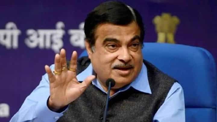 भाजपमध्ये नितीन गडकरी यांची घुसमट?, ठाकरे गटाच्या 'या' नेत्याचा मोठा गौप्यस्फोट भाजपमध्ये नितीन गडकरी यांची घुसमट?, ठाकरे गटाच्या 'या' नेत्याचा मोठा गौप्यस्फोट