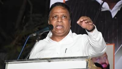 आशिष शेलार यांची उद्धव ठाकरे गटावर टीका, मतांसाठी दारोदारी कटोरा…