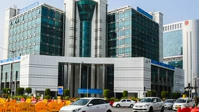 बीकेसीतील रेल्वे स्थानक फायलीतून गायब ! बिल्डर्सच्या भल्यासाठी एमएमआरडीएने केली जनतेची कोंडी