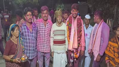 Beed :नेते नको अन् पक्षाचे कार्यकर्तेही! पसंती शिक्षणालाच, मुंडेंच्या जिल्ह्यातलं ते गाव कोणतं?