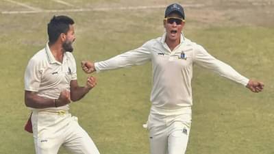 टीम इंडियाच्या गोलंदाजाने बांग्लादेशच्या टीमला हादरवलं, वडिलांना टॅलेंटवर नव्हता विश्वास