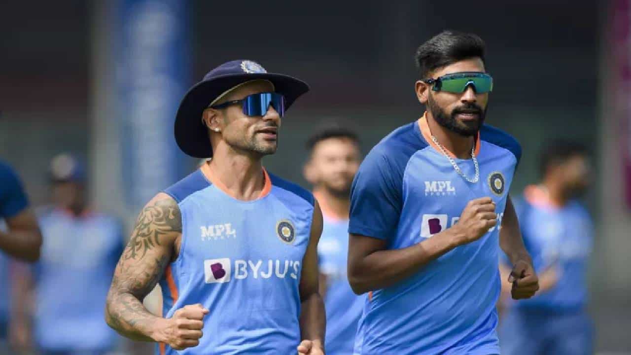 IND vs BAN: पहिल्या वनडेतील धक्कादायक पराभवानंतर टीम मीटिंगमध्ये काय घडलं? शिखर धवनने सांगितलं सत्य