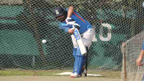 IND vs BAN: पहिल्या वनडेतील पराभवाचा बदला टीम इंडिया घेणार का ? आजच्या टीममध्ये बदल होण्याची शक्यता