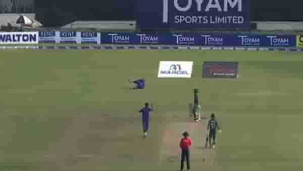 IND vs BAN: केएल राहुलने सगळ्यांचीच बोलती बंद केली, पहा विकेटपाठी घेतलेली सुपरमॅन कॅच VIDEO