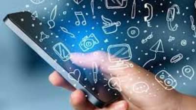 जगाची 62 टक्के जनता ऑनलाईन, 93 टक्के सोशल मिडियावाले