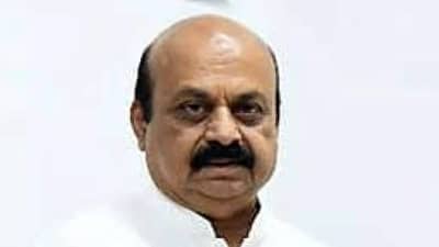 कर्नाटकातील ॲक्शनला रिॲक्शन मिळेल, ठाकरे गटाच्या नेत्याकडून आक्रमक पवित्रा...