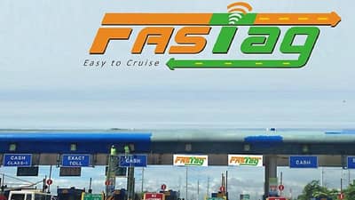 Online Fraud : FASTag वर पैसे परत मिळविण्याच्या नादात गमाविले 1.20 लाख, तुम्ही तर करत नाही ना ही चूक..