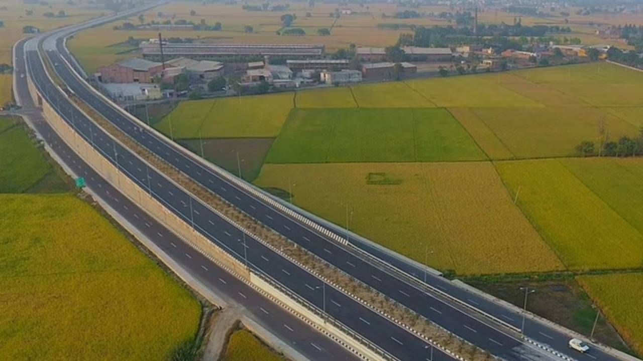 समृद्धी महामार्गावरून प्रवास करताना एकदाच टोल भरावा लागणार, किती पैसे मोजावे लागणार?